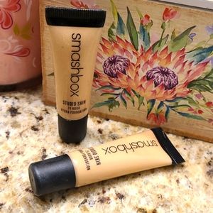Smashbox 24 hr hydra foundation